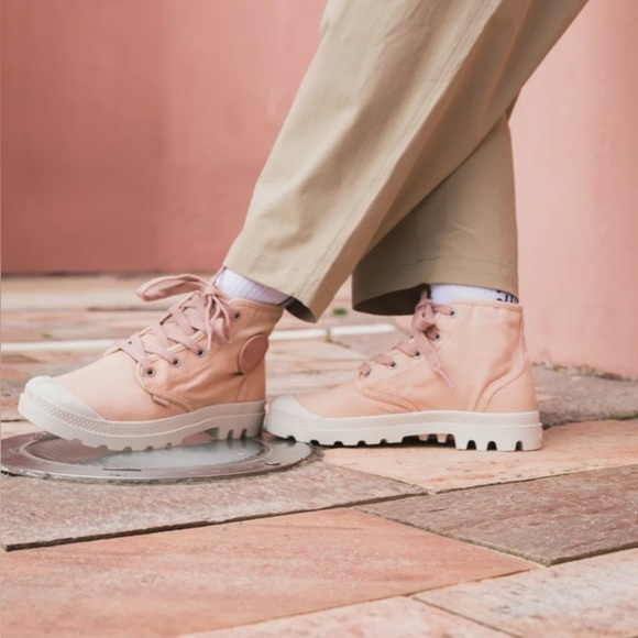 Palladium PAMPA HI Ladies Size 5 - Picture 2 of 7